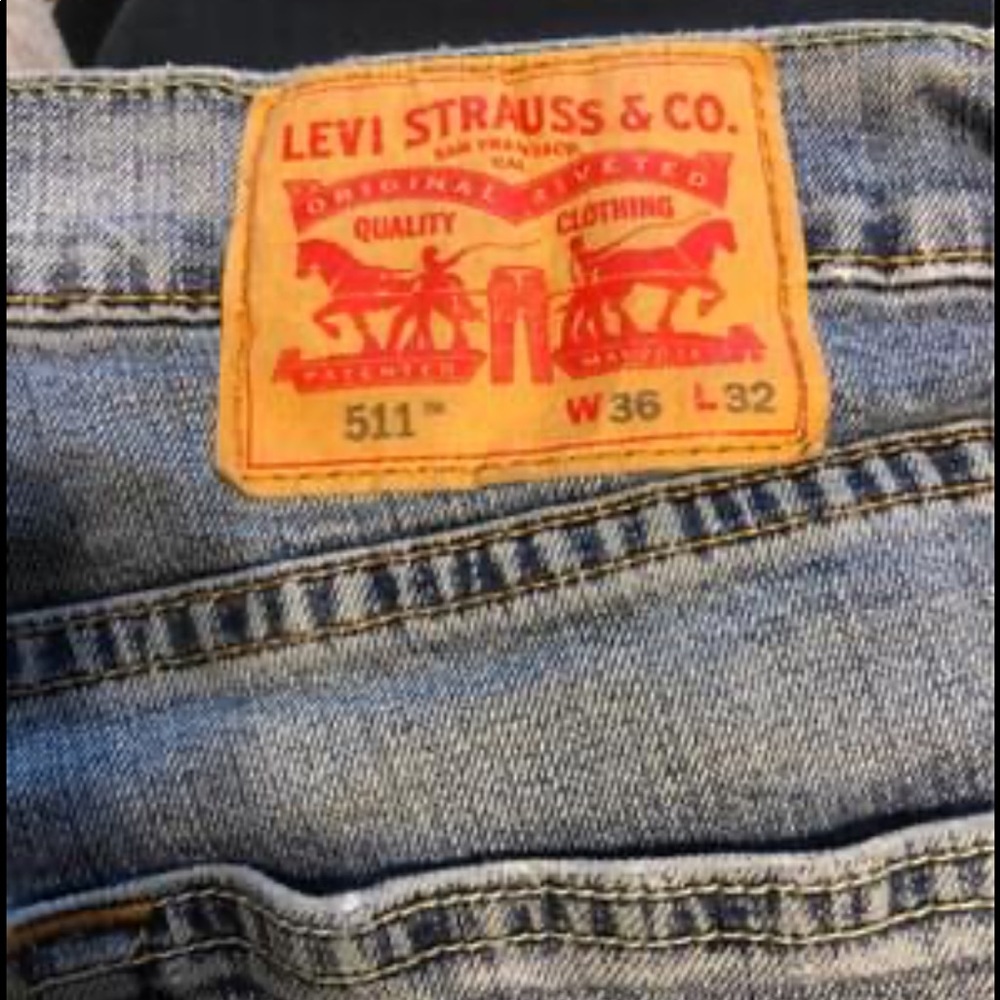 Men’s Levi jeans